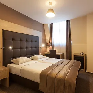 https://villa-royale.hotelsantwerp.net