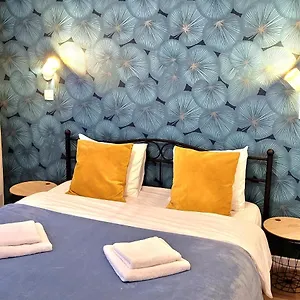 Brand New With Private Bathroom And Balcony-terrasse Bruselas